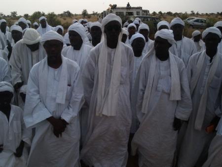 se taire ou dire du bien